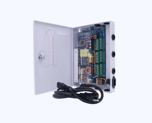 Fuente PREMIUM / 11-15 V / 18 canales / 20 A / Alta tecnología en seguridad / Doble ventilador / Hasta 1.8 Amperes por Salida / Filtro de ruido por canal -