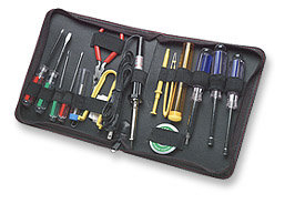 530071 Kit de Herramientas para computo; Ideal para todo tipo de rutinas de mantenimiento de equipo de cómputo - actualziaciones y reparaciones en general.