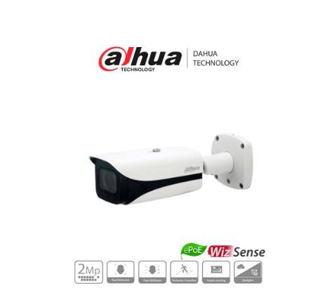 Cámara IP Bullet Resolución de 2 MP/ Lente Mot. 2.7 a 13.5mm/ ∢ 109°-30°/ IR 60 mts/ IA WizMind/ Detección Facial/ Protección Perimetral/ Conteo de Persona -