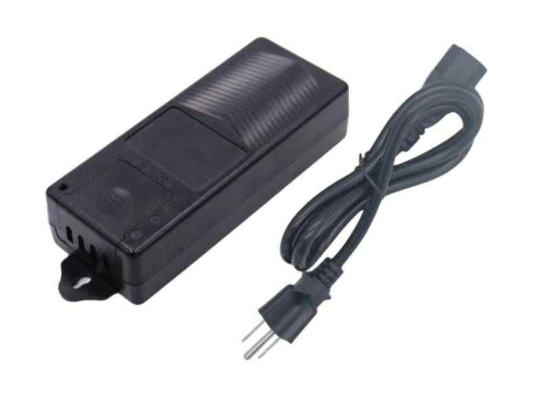 Imagen 1 del producto “Fuente de Poder de 4 Salidas de 11 - 15 Vcc / 5 Amper / Voltaje de Entrada 110- 240 Vac / Fusible Termico PTC Integrado para Protección - ”