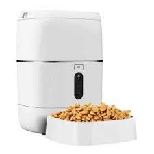 Imagen 1 del producto “Dispensador inteligente de alimento para mascotas con conexion Wi-Fi y camara integrada - ”